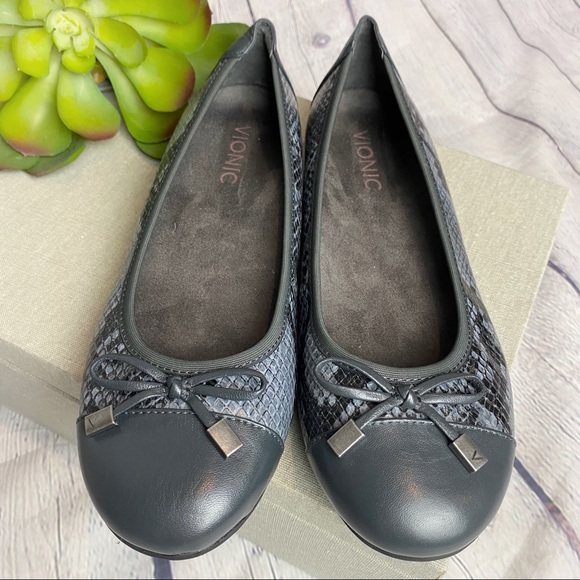 Vionic Spark Minna Snakeskin Ballet Flats - Picture 6 of 10